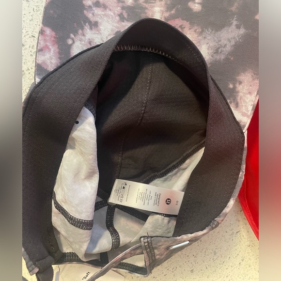 Lululemon Baller Hat *Soft - Picture 3 of 8